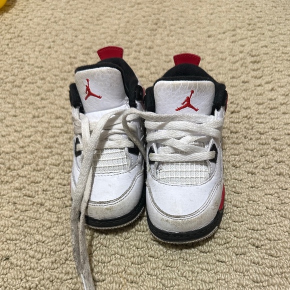 Jordan 4 - Picture 2 of 2